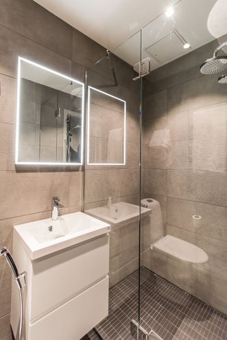 Kaksion wc ja- ja suihkutilat